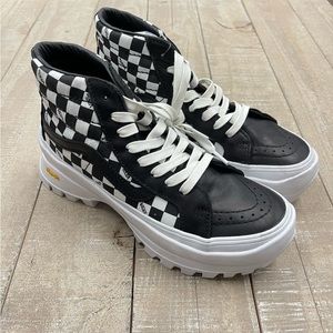 Vans Unisex Vault SK 8 Hi Vibram LX Checkerboard